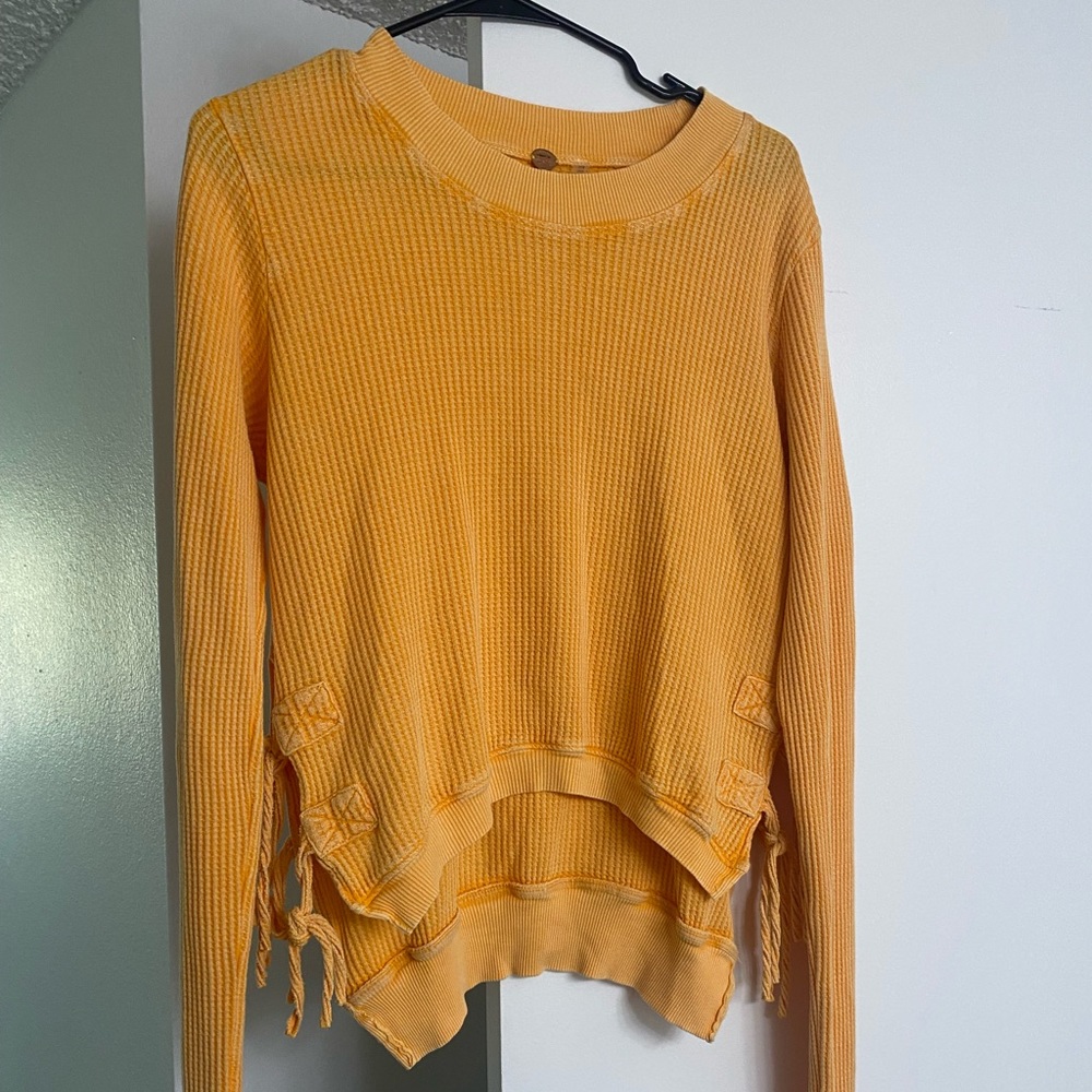 FREE PEOPLE SWEATER